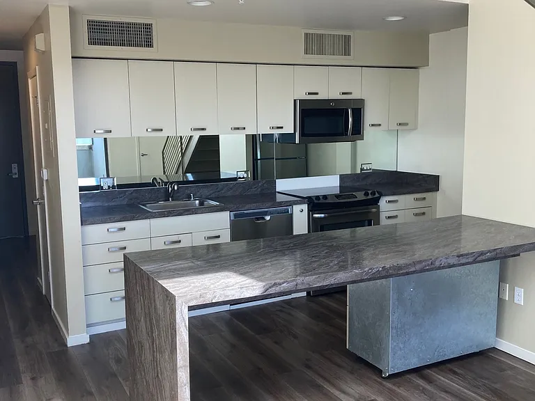 101 Soquel Ave #404 — Photo 3