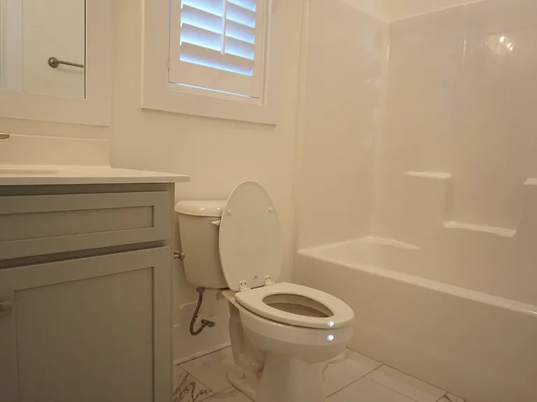 4032 Tamarisk Ln — Photo 9