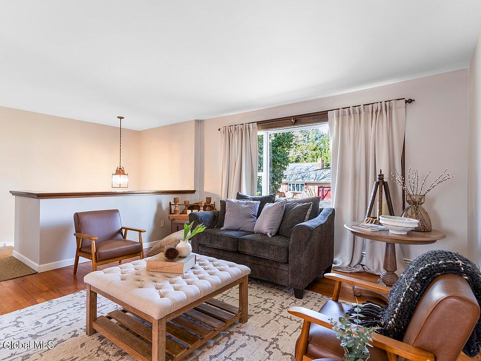 5 Robin Lane, Waterford, NY 12188 Zillow