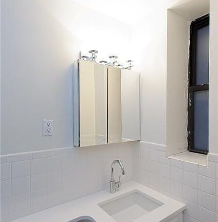 4th image of 121 Madison Ave APT 10G