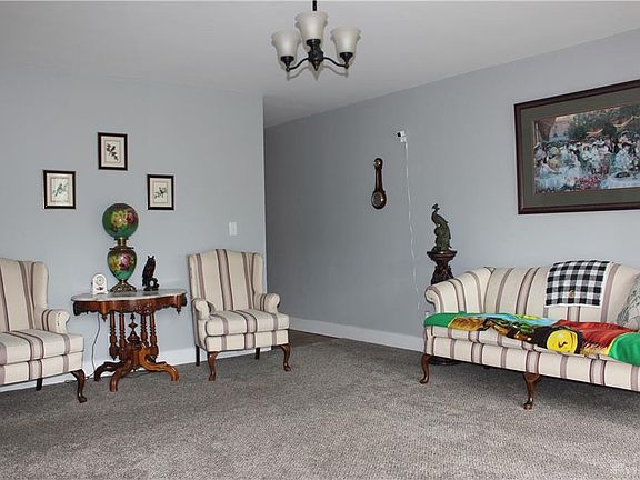 2nd image of 410 Kennison Ave