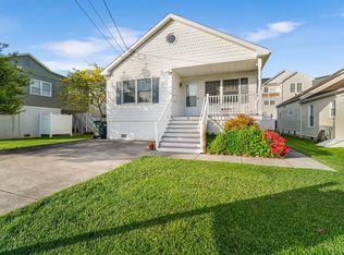 101 4th St S, Brigantine, NJ 08203