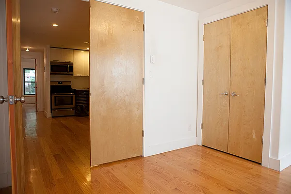 Rented by P Management | media 35