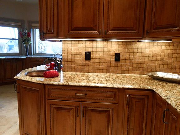 Wet Bar Serving Area
