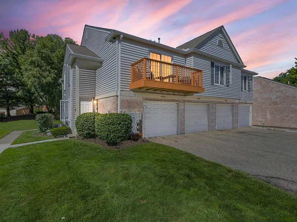 37566 Stonegate Cir, Clinton Township, MI 48036