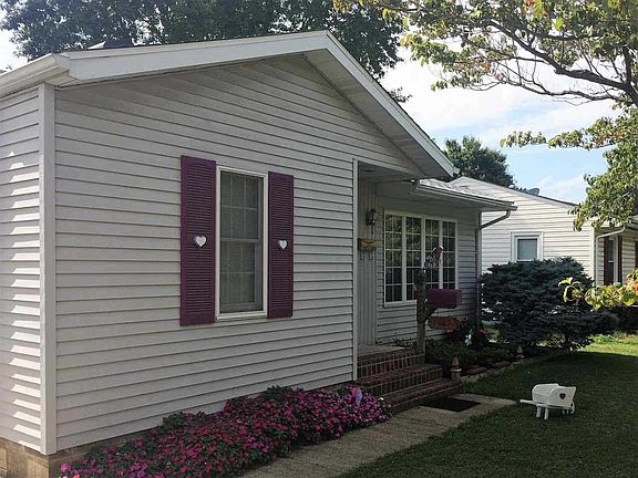 2nd image of 1767 S Parker Dr