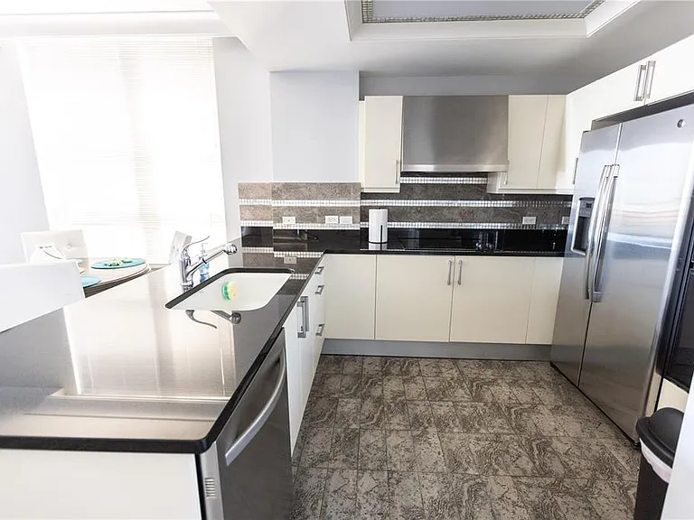 1350 Main St #709 — Photo 14