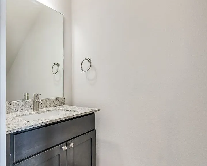 710 Benge Dr — Photo 24