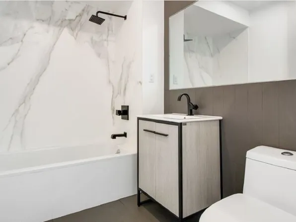 924 Myrtle Avenue image 7 of 9