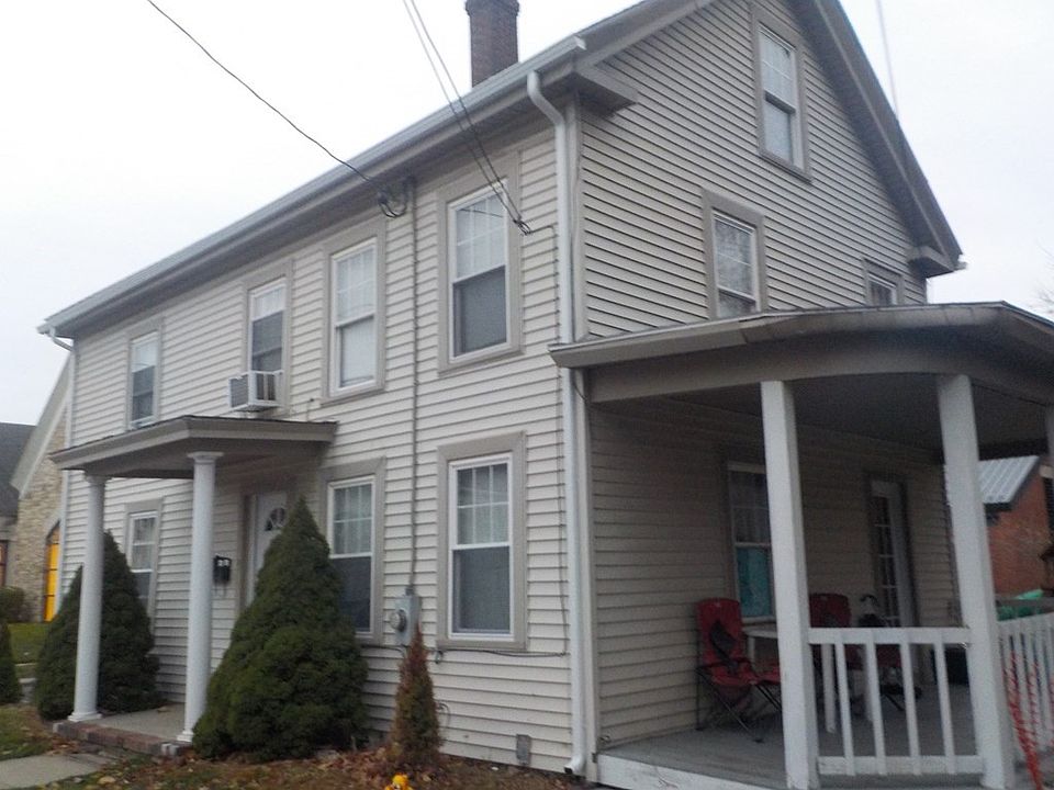 82 Main St, Blackstone, MA 01504 Zillow