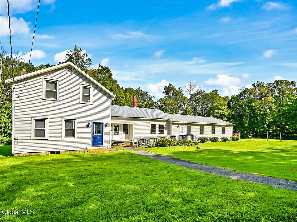 1st image of 822 Flat Creek Road