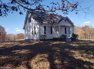 1640 Phillips Rd, Sandy Ridge, NC 27046