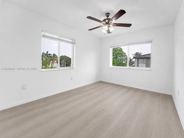 2802 SW 128th Way — Photo 23