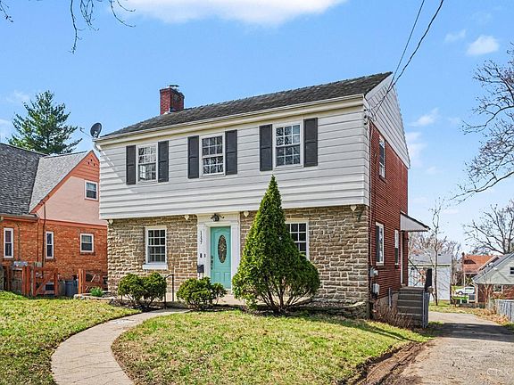 3rd image of 1137 Covedale Ave