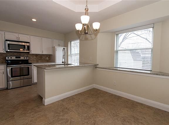 5th image of 7841 Cortland Ave