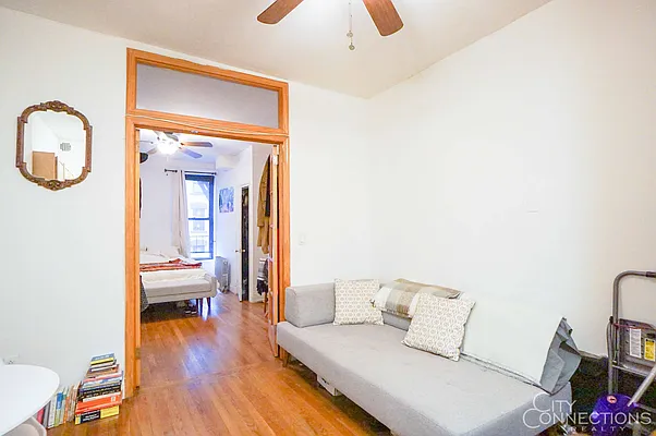 Rented by City Connections Realty | media 16