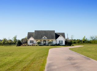 210 Acorn Trl, Hallsville, TX 75650