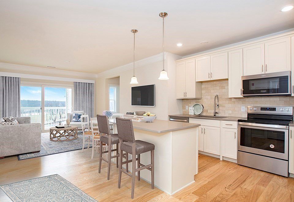 6 Peters Farm Way 205, Westborough, MA 01581 Zillow