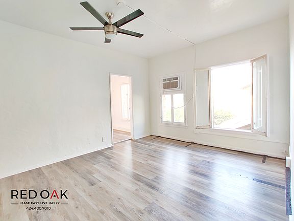 2nd image of 1405 S Berendo St APT 205