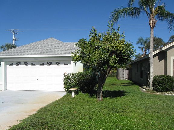 2nd image of 2610 Saint Pauls Dr