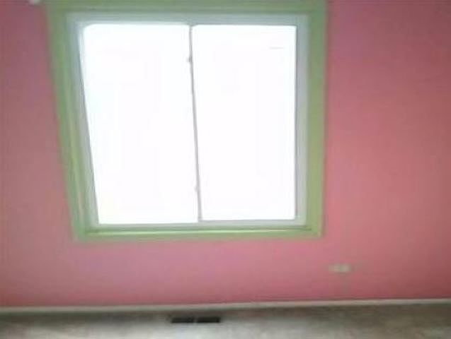 1st image of 19 S Fernwood Dr