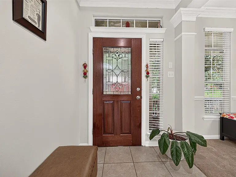 214 Kentwood Ridge Ct — Photo 5