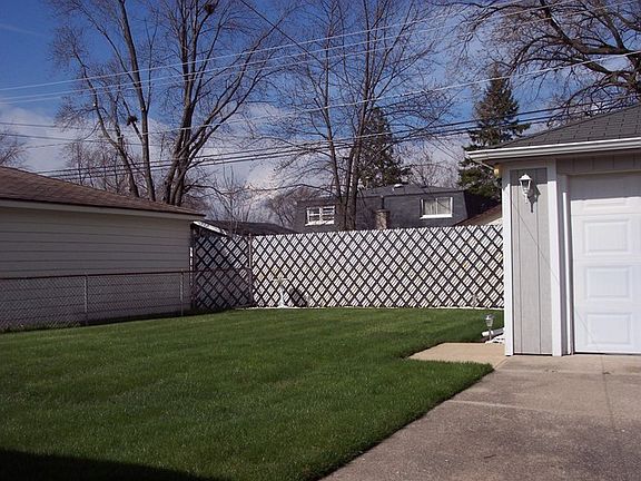 4th image of 1366 W Freeland Ave