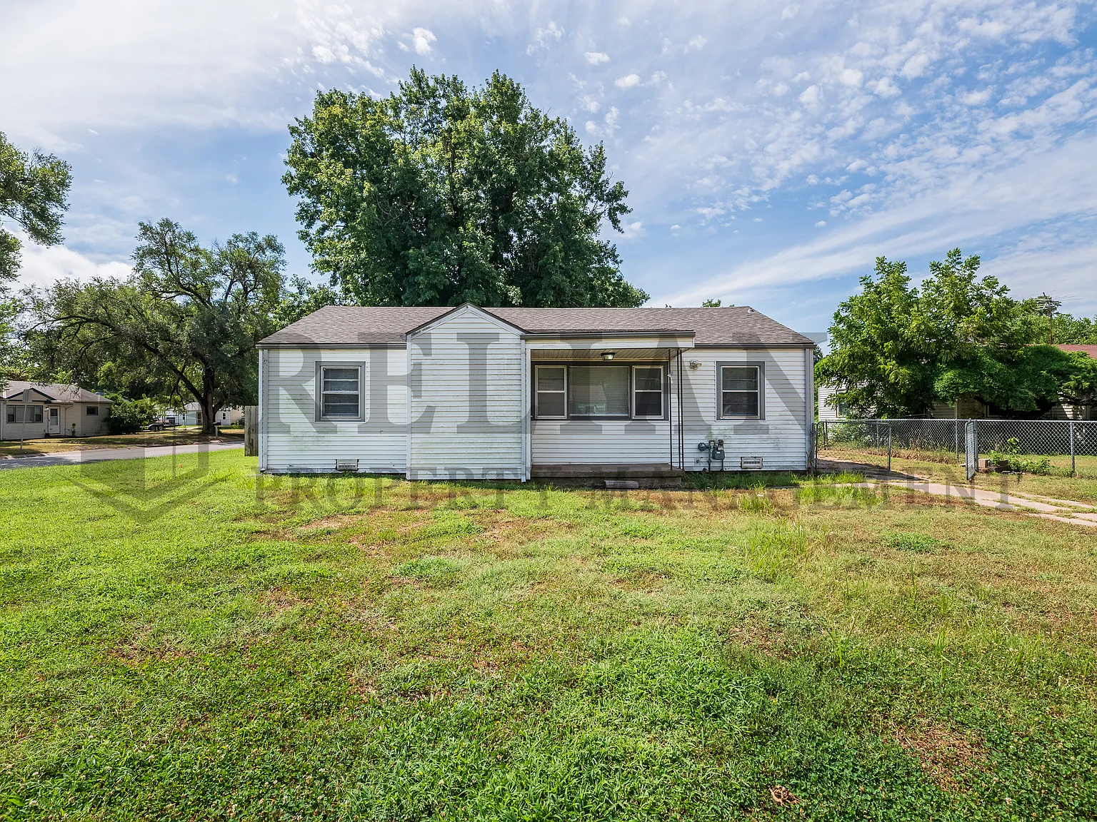 301 Lamar Court - 1 — Photo 1