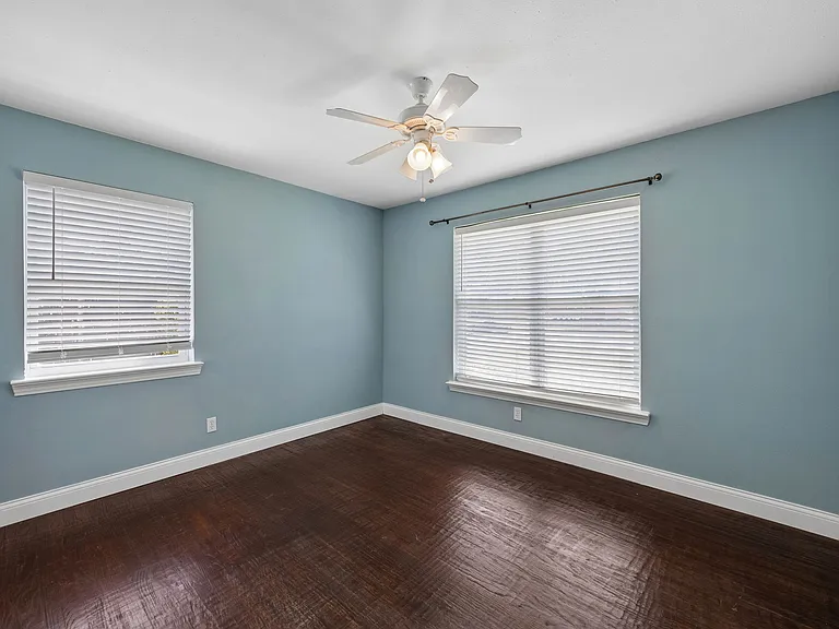 8618 Lockhaven Dr — Photo 22