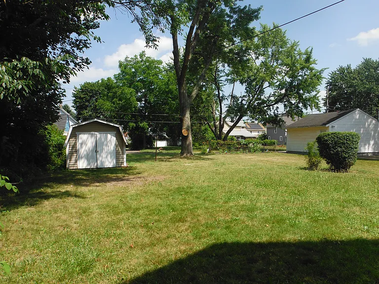 1364 Stark Ave SW — Photo 14