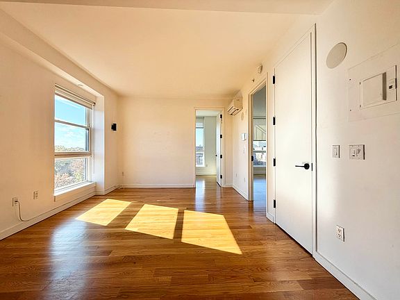 3rd image of 1326 Ocean Ave #10G