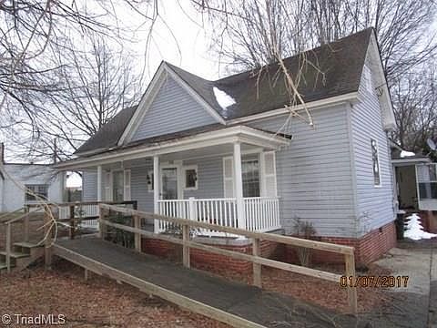 1st image of 302 Glovenia St