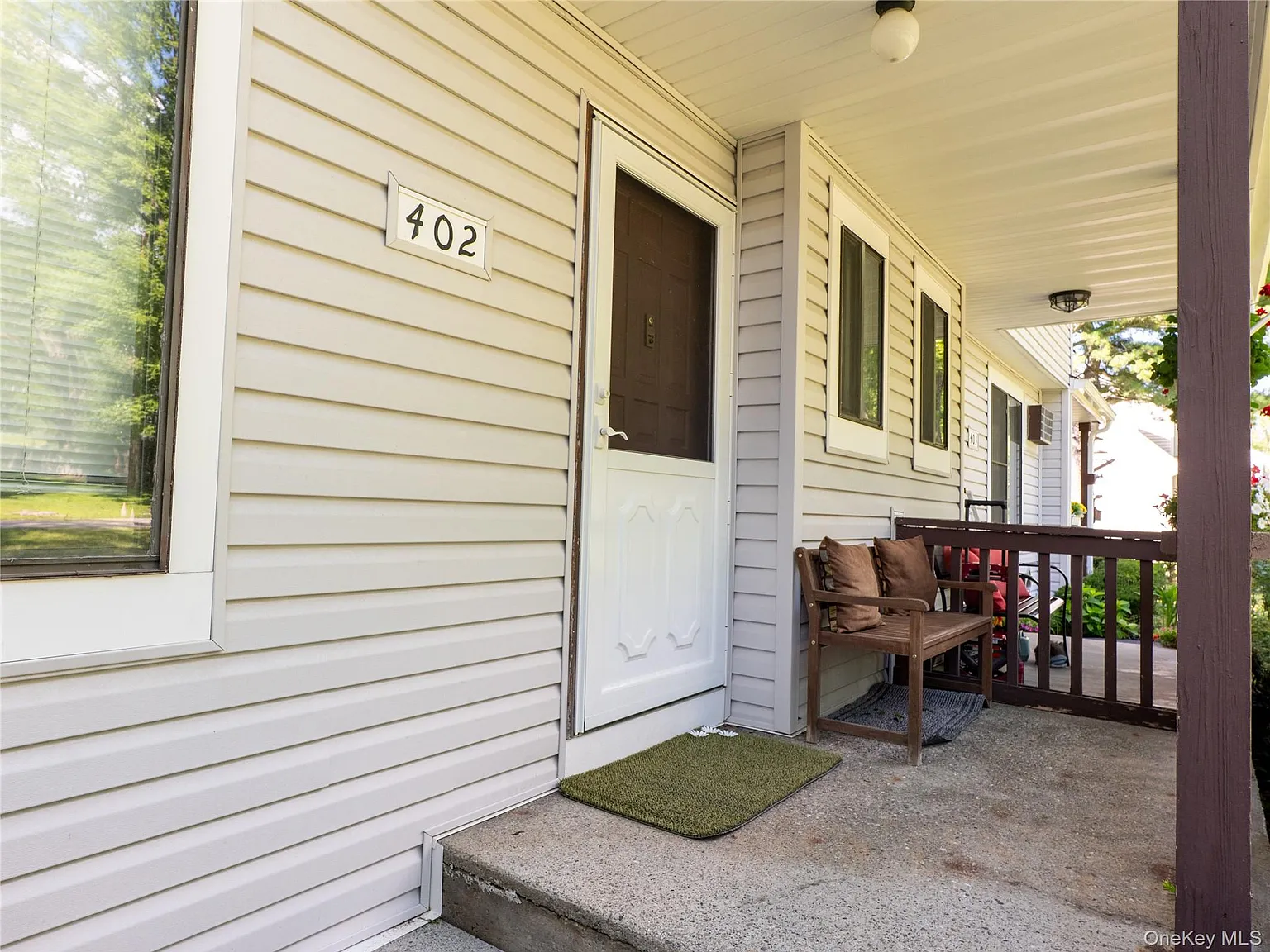 3 bed, 2.5 bath, 1840 sqft, $3,300 — Photo 4