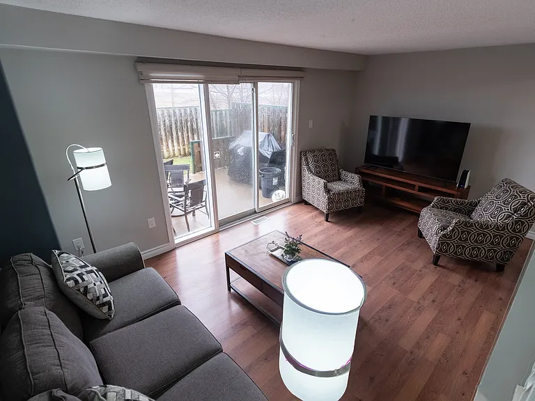 7591 Scholfield Rd — Photo 13