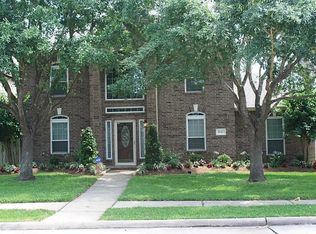6842 Kemper Dr, Pasadena, TX 77505