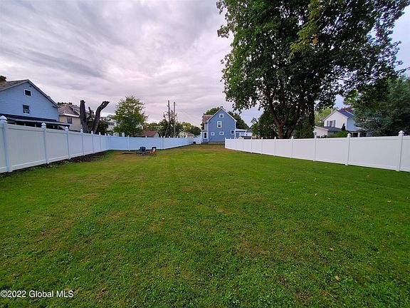 2nd image of 2 East St