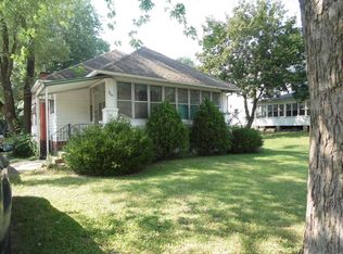 305 N Union St, Staunton, IL 62088