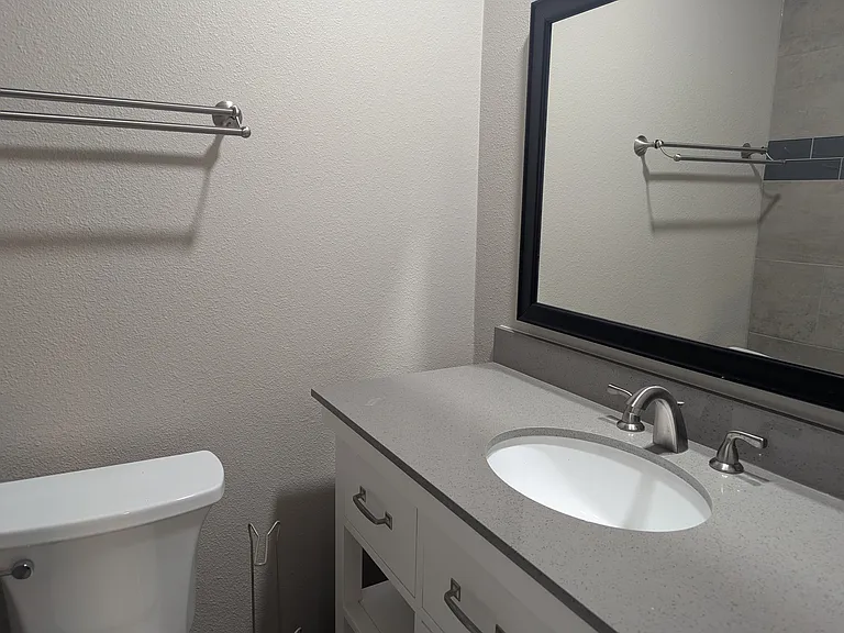 5700 Westchase Dr — Photo 5