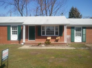 1807 Rogers St, Fredericksburg, VA 22405