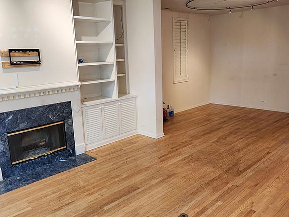 5th image of 1507 W George St