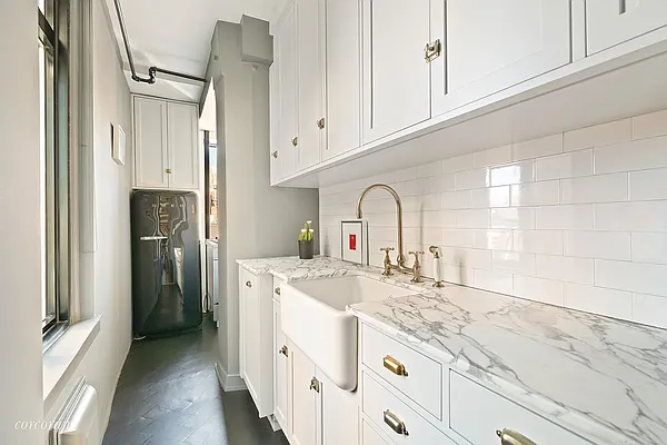 Sold by Corcoran | media 16