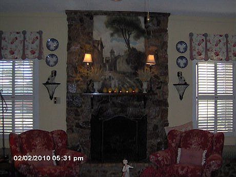 2nd image of 1753 W Way Ave