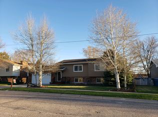 632 W 20th St, Alliance, NE 69301