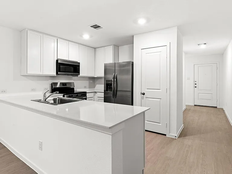 18716 Loom Dr — Photo 10