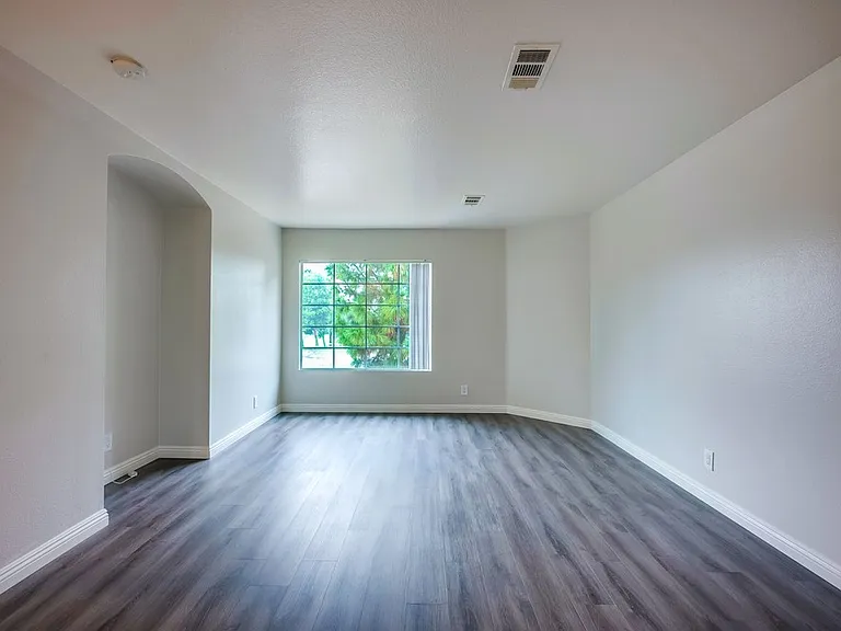 811 N Turner Ave #7 — Photo 10
