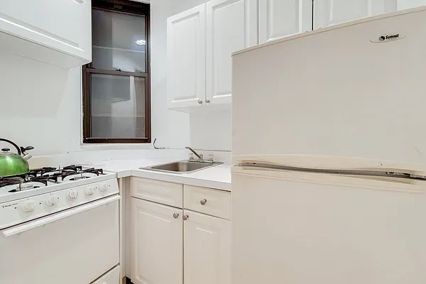 Rented by MAPT Residential LLC | media 5