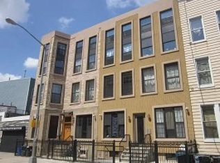 137 Menahan St #2R, Brooklyn, NY 11221