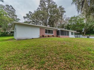 10820 Highview Dr, Dade City, FL 33525