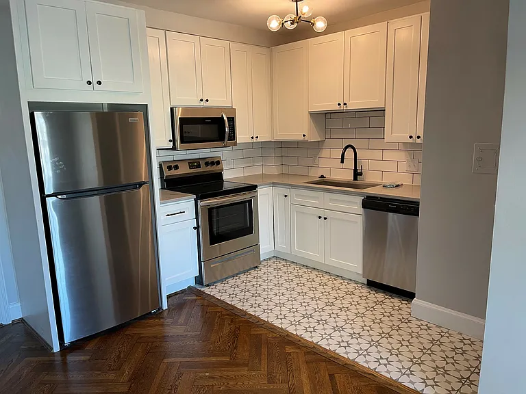 Hyde Park Terrace — Photo 12