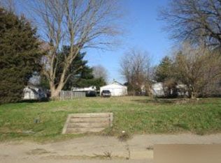 1629 N 1st St, Terre Haute, IN 47804